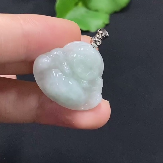 F30549998 JadeiteBuddha Pendant