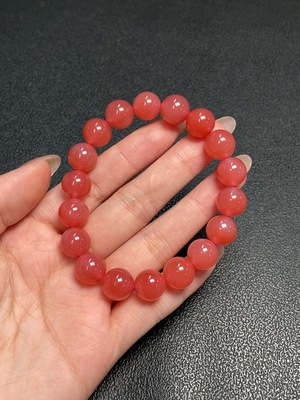 C34952465 South Red Agate Bracelet with Visible Organic Matter, Total Weight Approx. 34.88g, Size About 10.9mm