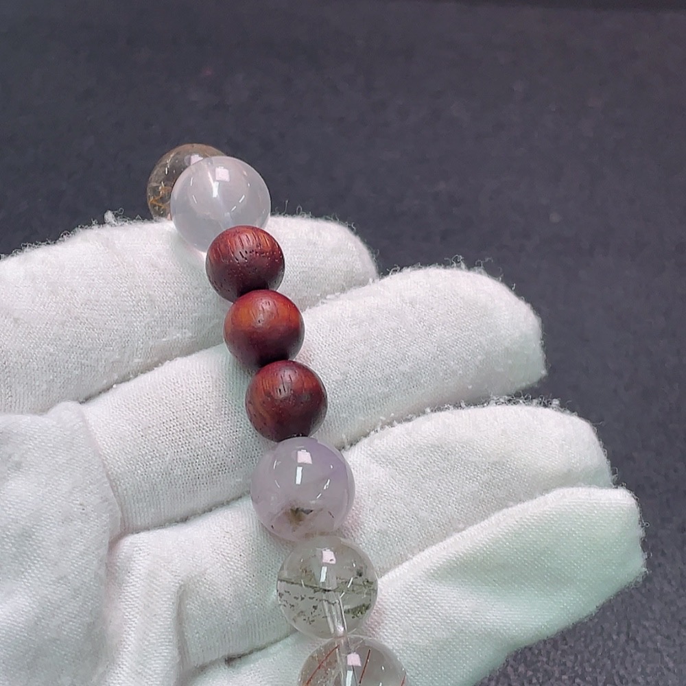 C33892281 Crystal Bracelet, Color Origin Undetermined, Total Weight Approximately 52.59g, Size 12.2-16.5mm (Color)