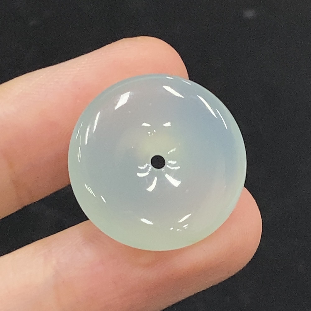 F34028151 Jadeite Safety Buckle Pendant, Total Weight Approx. 4g