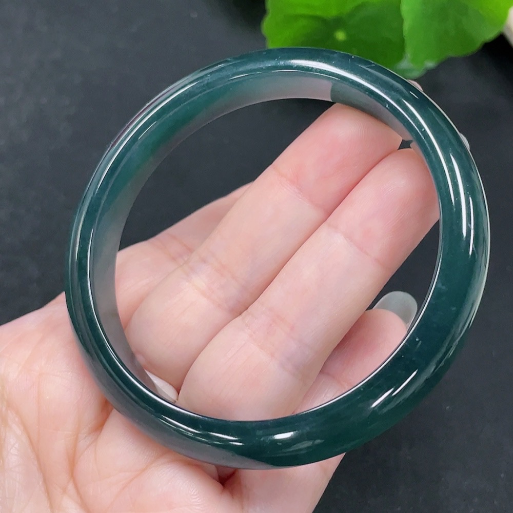 F29360014 Jadeite Round Bangle Size 58.8 Total Weight Approximately 42.3g