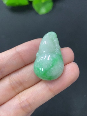 F29350443 Jadeite Pendant Gourd Total Weight Approx. 7.84g