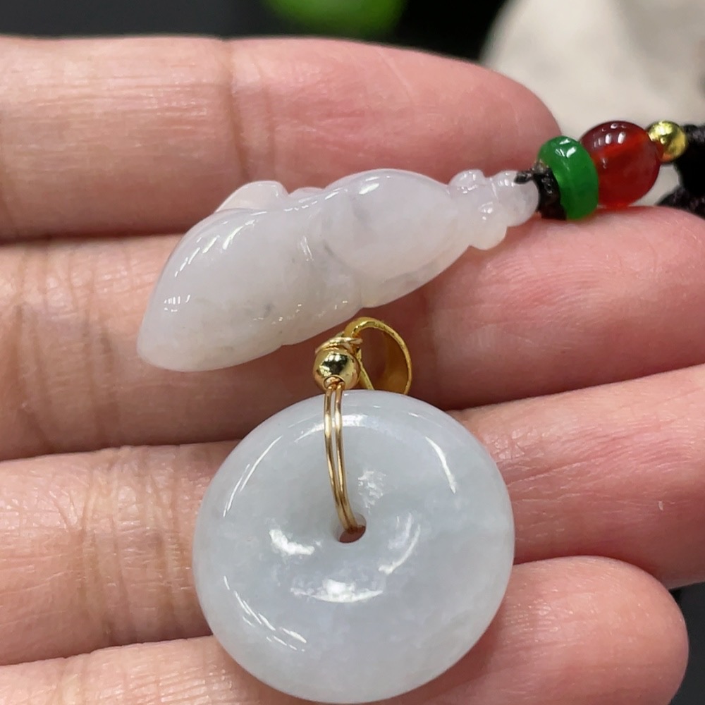 F35081683 Jadeite Pendant Sell as a Lot Non-Gold Beads Non-A