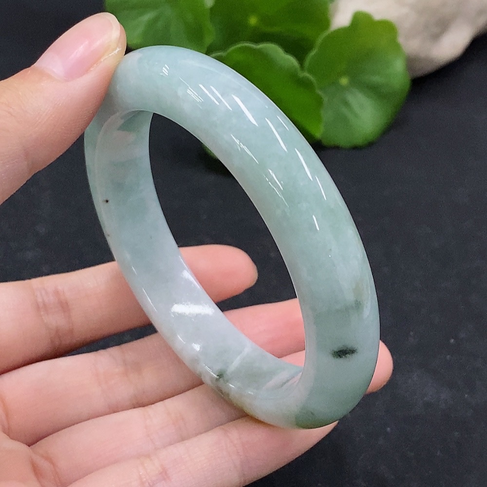F33946332 Jadeite Round Bangle Size 54.8 Total Weight Approx. 61.4g Yellow Part Color Origin Undetermined
