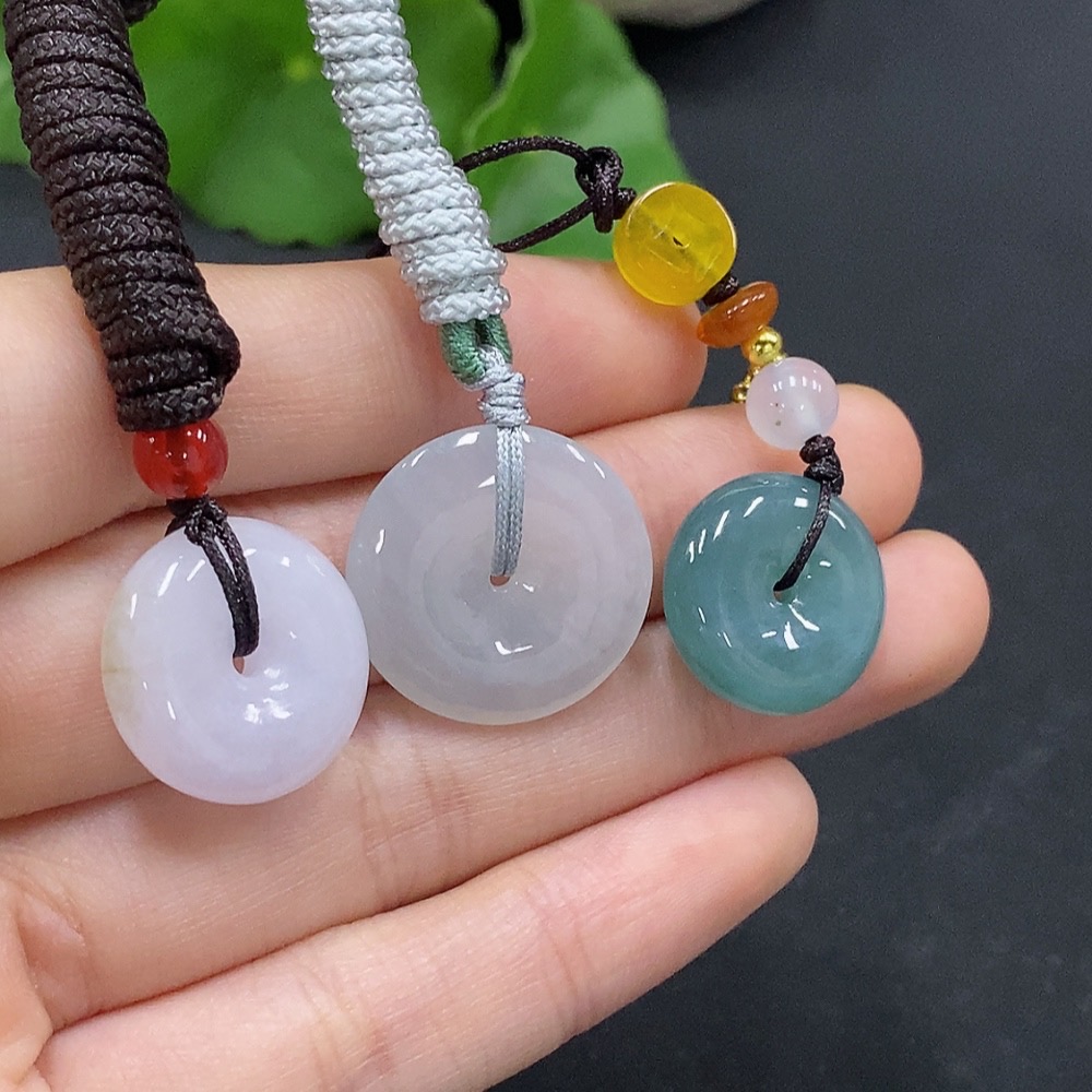 F33866399 Jadeite safety buckle pendant with non-A grade beads