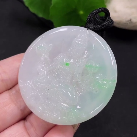 F32708538 Jadeite Guanyin Pendant Total Weight Approx. 30.84g (Including Rope Weight)