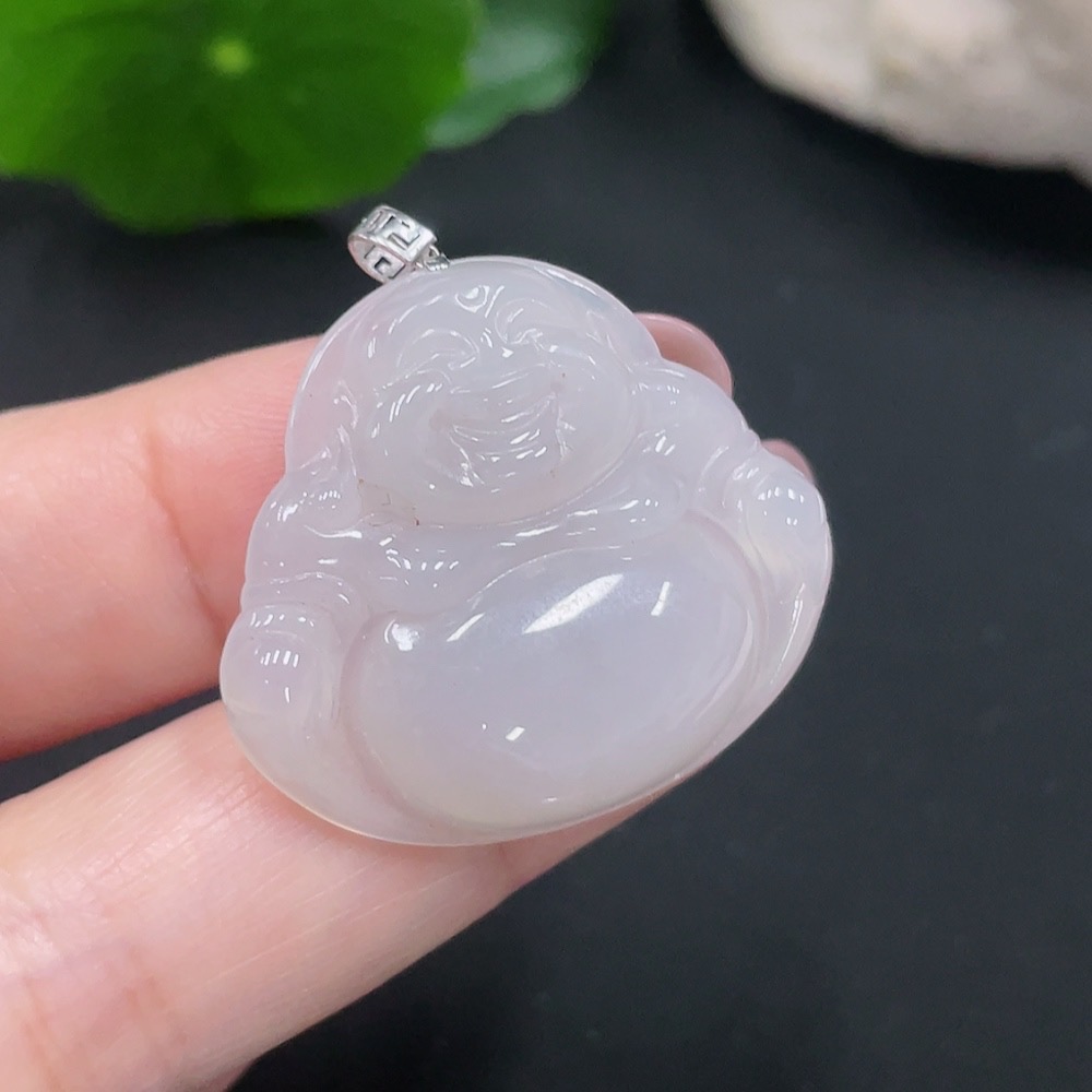 F28225757 Jadeite Buddha Pendant with 18K Gold Clasp, Total Weight Approximately 6.7g