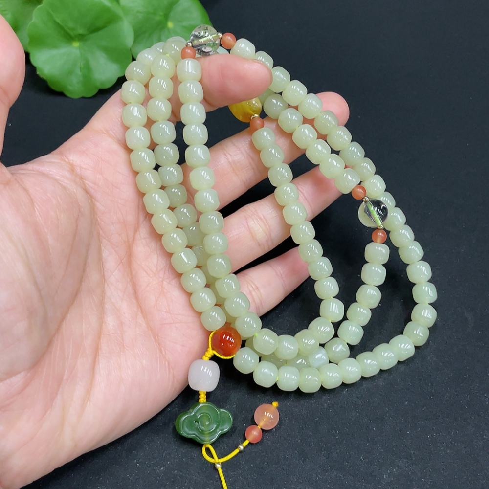 H34052799 Hetian Jade Bead Necklace, approx. 6.5mm, total weight about 61.8g, with crystal, amber, and Nanhong accessories, other accessories not Hetian Jade
