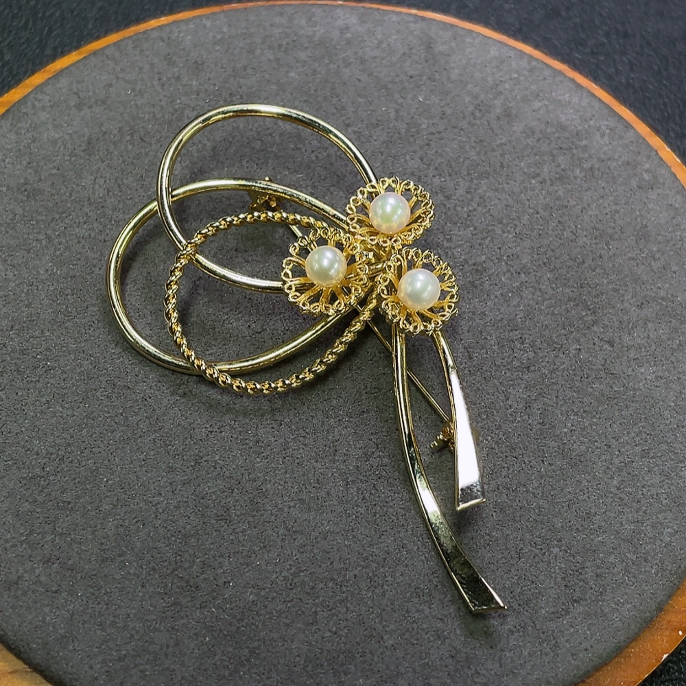C31578878 Pearl Brooch Non-Gold Total Weight Approx.10.20g Stone Size Approx.4.7mm