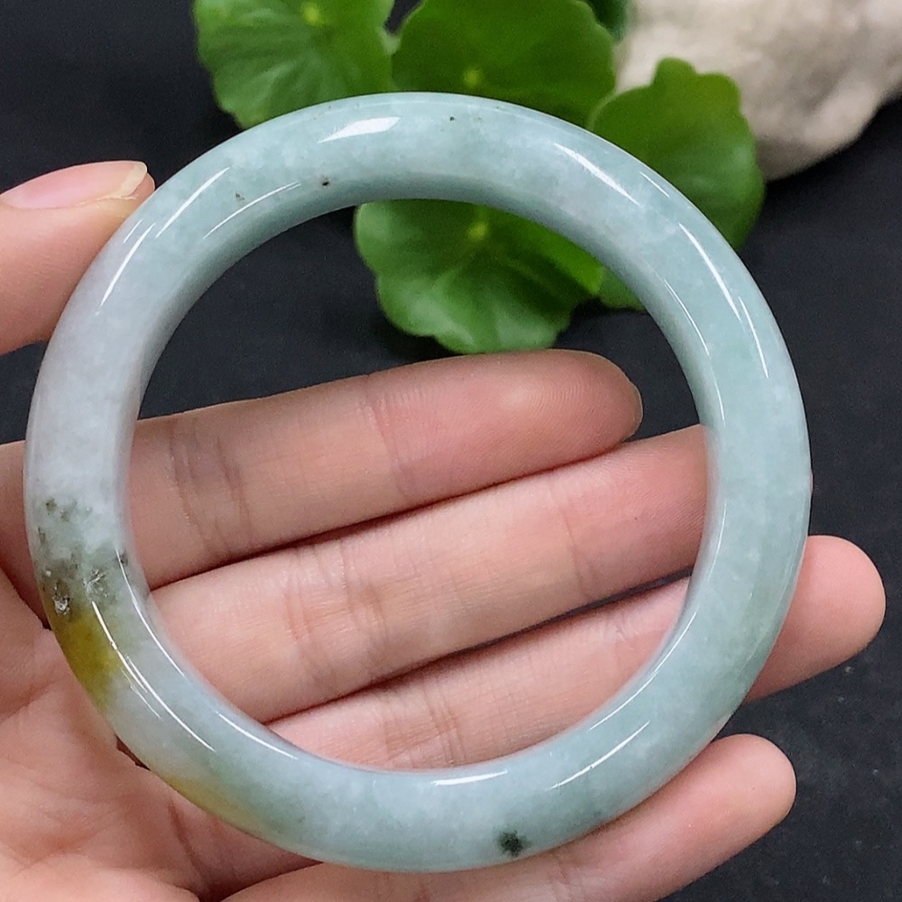 F33946332 Jadeite Round Bangle Size 54.8 Total Weight Approx. 61.4g Yellow Part Color Origin Undetermined