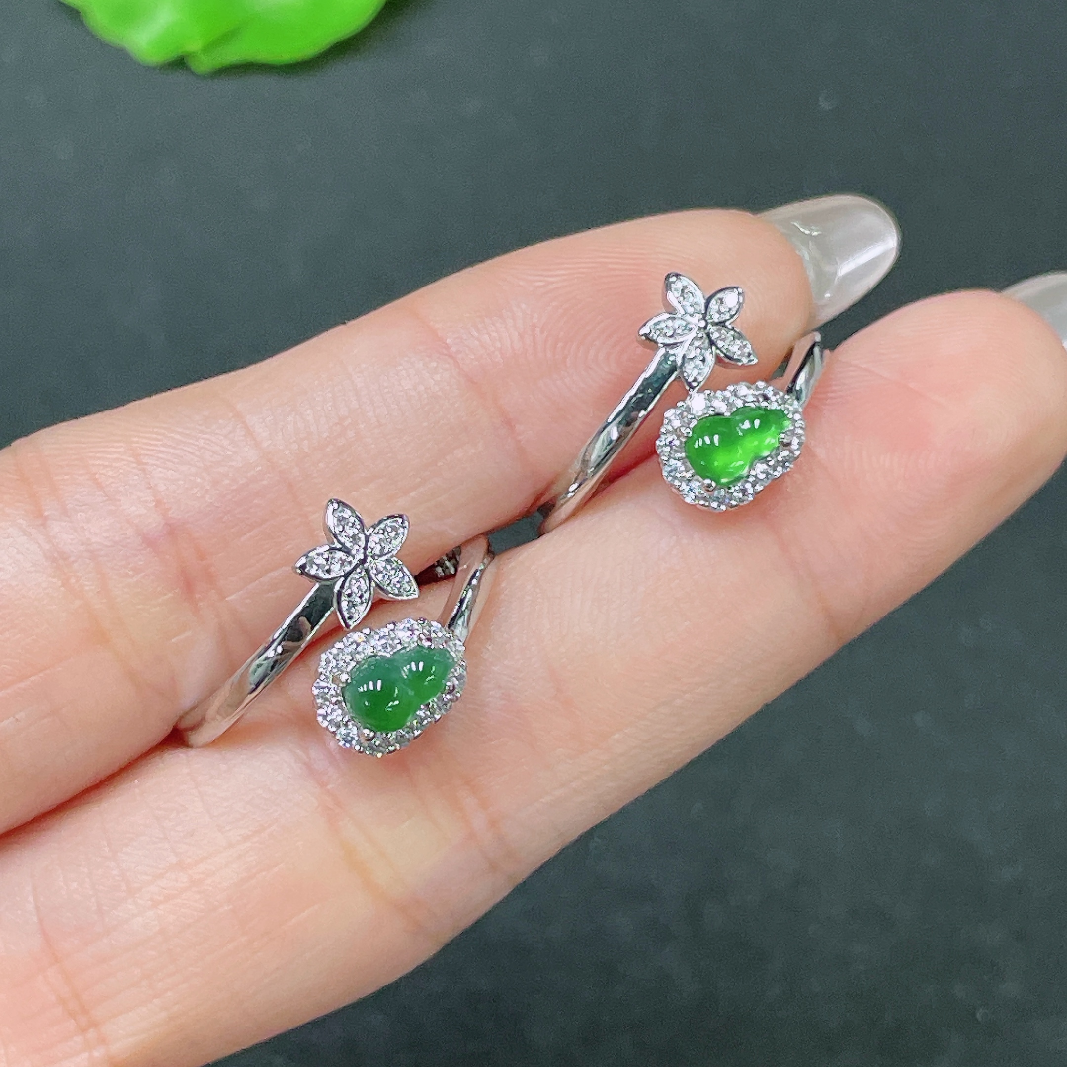 F35105454 Jadeite Inlaid Ring Non-Gold Adjustable Sell as a Lot