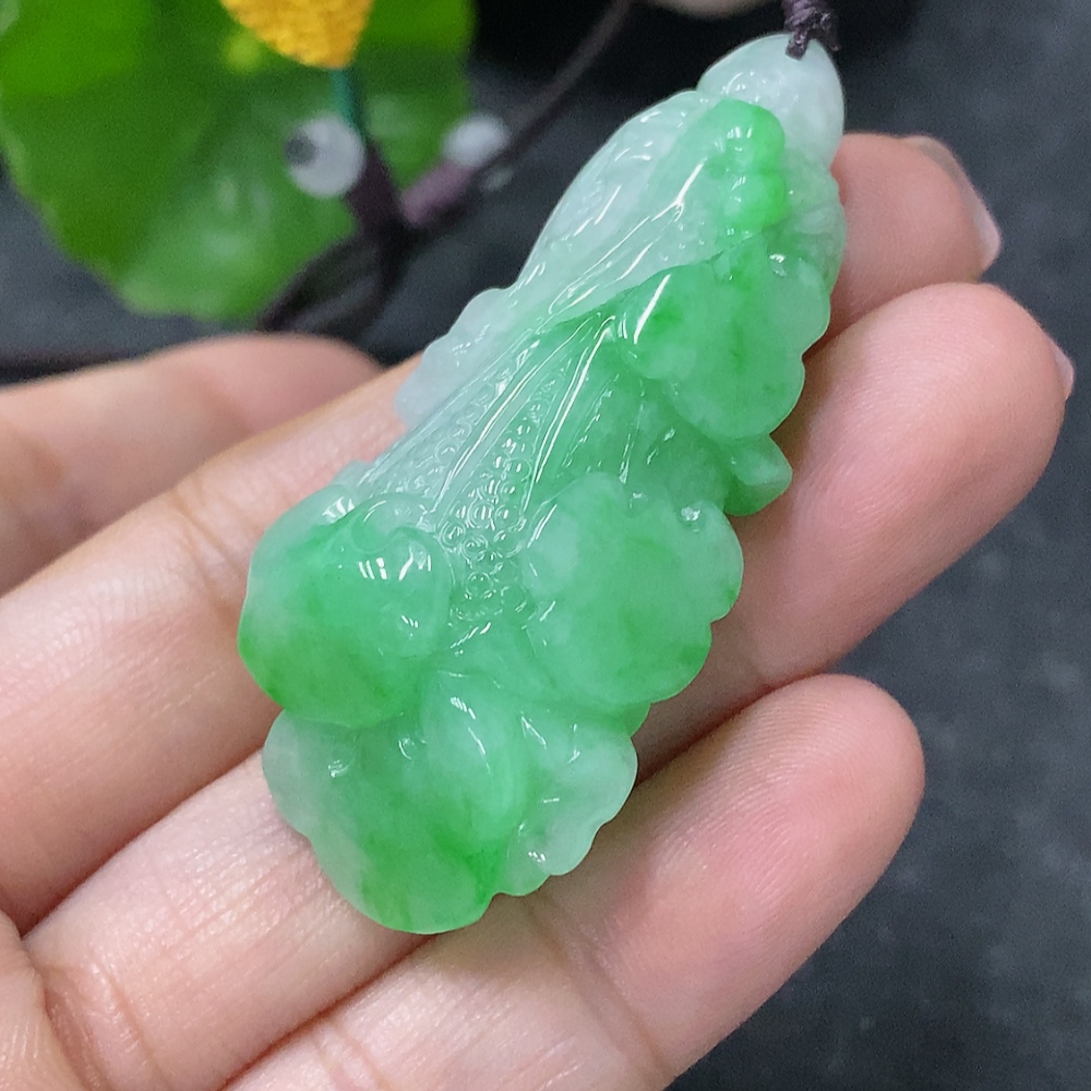 F34997809 Jadeite Pendant Cabbage Total Weight Approx. 18.7g with Rope