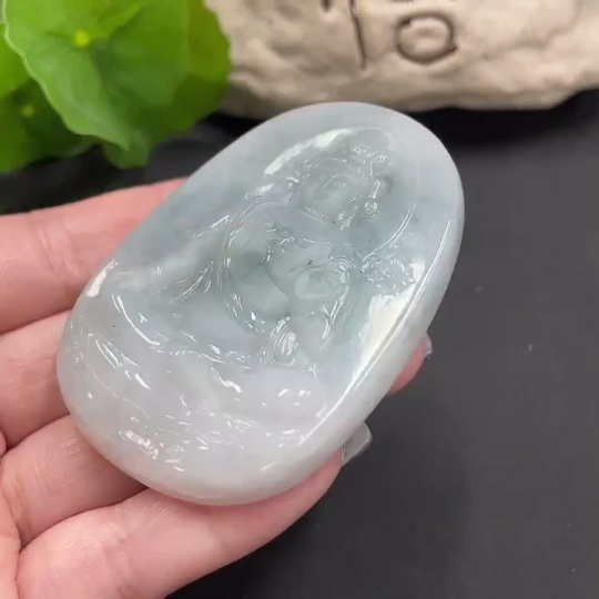 F15633255 Jadeite Guanyin Pendant Total Weight 59.450g