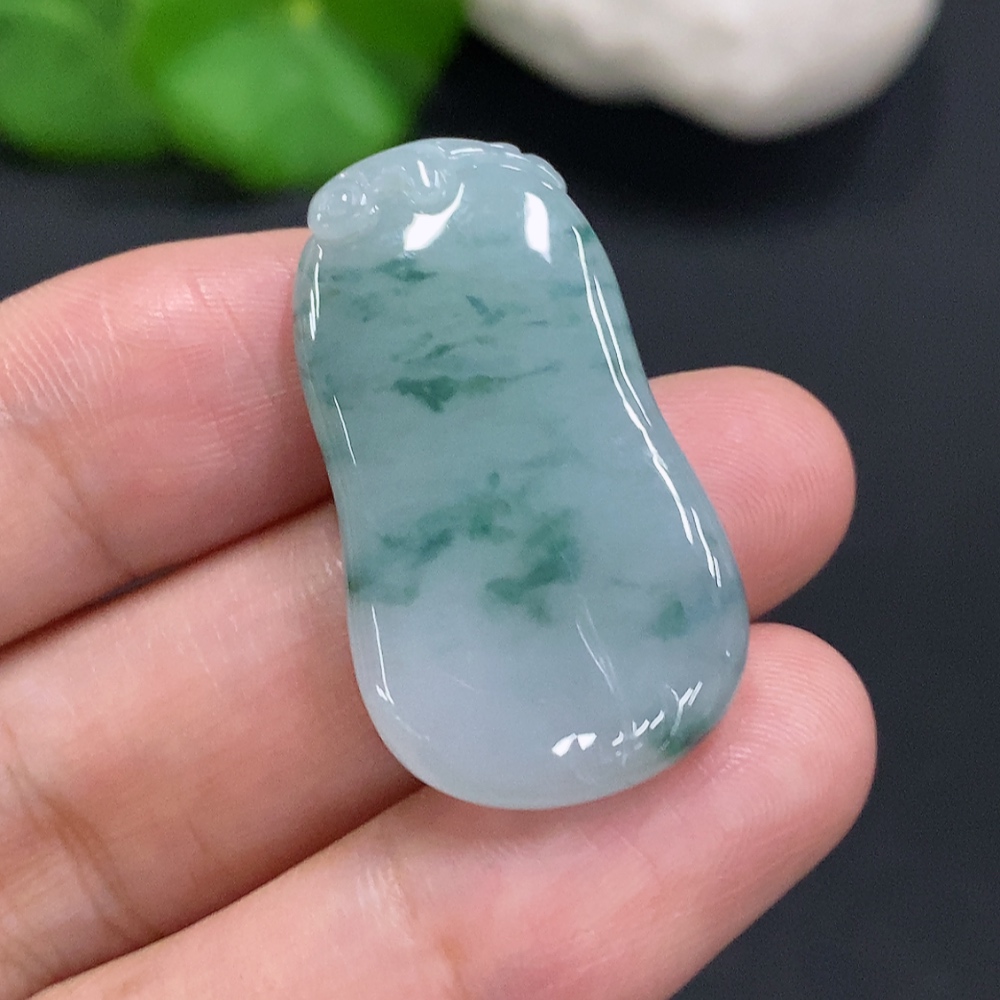 F30451049 Jadeite Fu Gua Pendant, Total Weight Approximately 7.4g