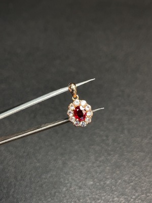 C33889067 18K Ruby Pendant Without Diamond Total Weight Approx. 1.4g