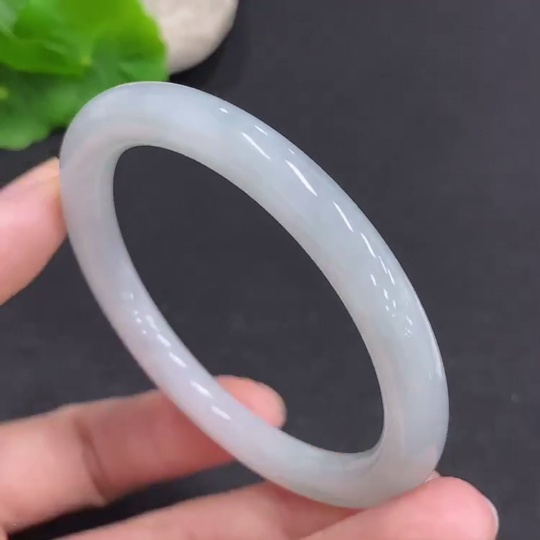 F33878275 Jadeite Round Bangle Total Weight Approx. 28.1g Size 52.7