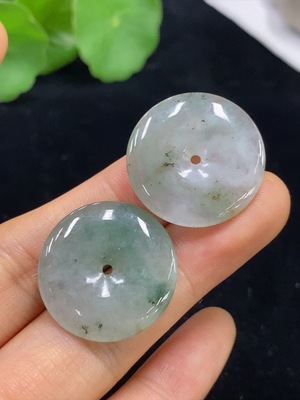 F35134090 Jadeite Safety Buckle Pendants Sell as a Lot