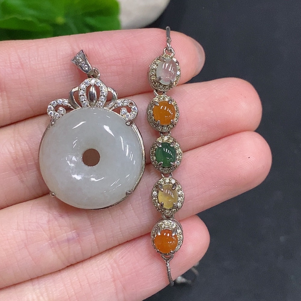 F35077944 Jadeite Safety Buckle + Cabochon Inlaid Bracelet Sell as a Lot Non-Gold Inlaid