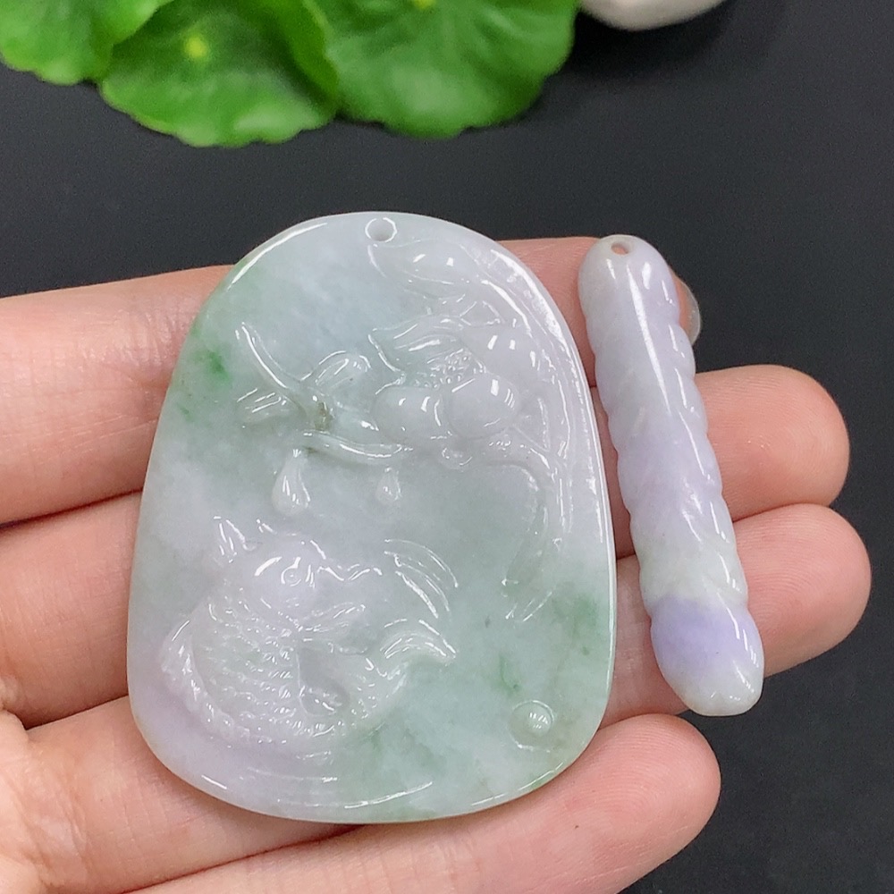 F29419363 JadeitePendant