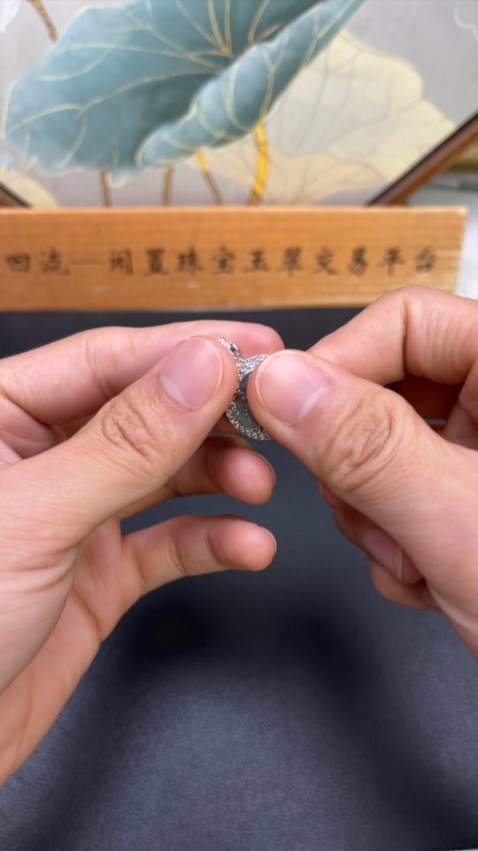 F28292550 Jadeite Buddha inlaid piece non-gold total weight approx. 3.82g