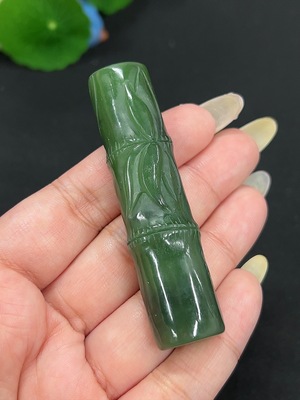 H42980262 和田玉挂件 竹节 货品总重约39.6g