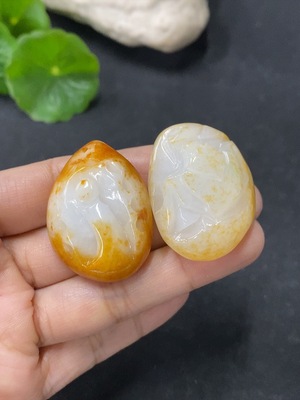 F35139768 Jadeite Pendants Sell as a Lot