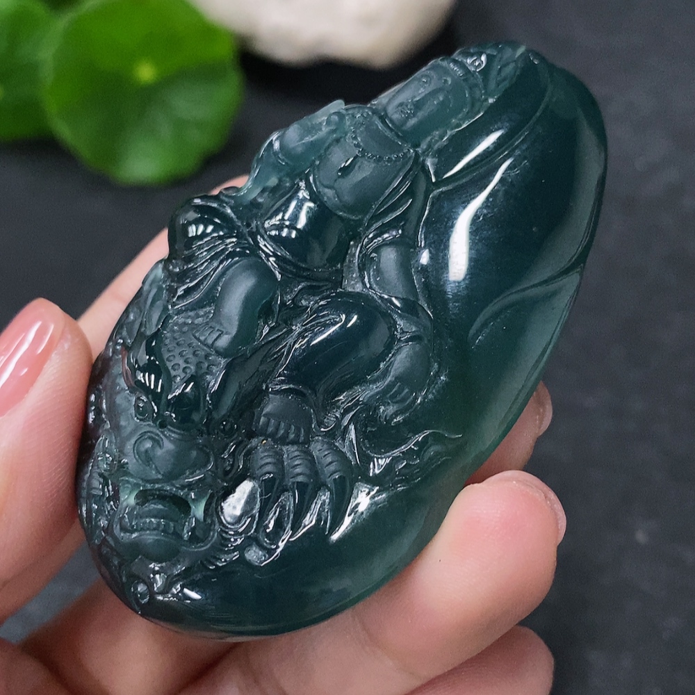 F34977085 Jadeite Pendant of Imperial Dragon Guanyin, total weight approximately 52.6g