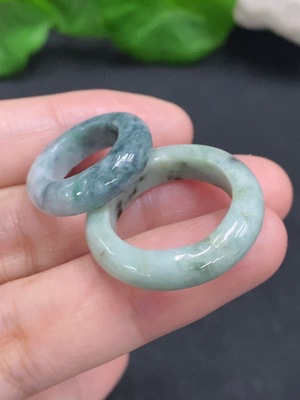 F34962132 Jadeite Pendant + Ring Sell as a Lot Size 16 Containing Other Minerals