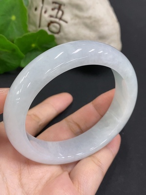 F34050771 Jadeite Round Bangle Size 58.5 Gross Weight Approx. 76g