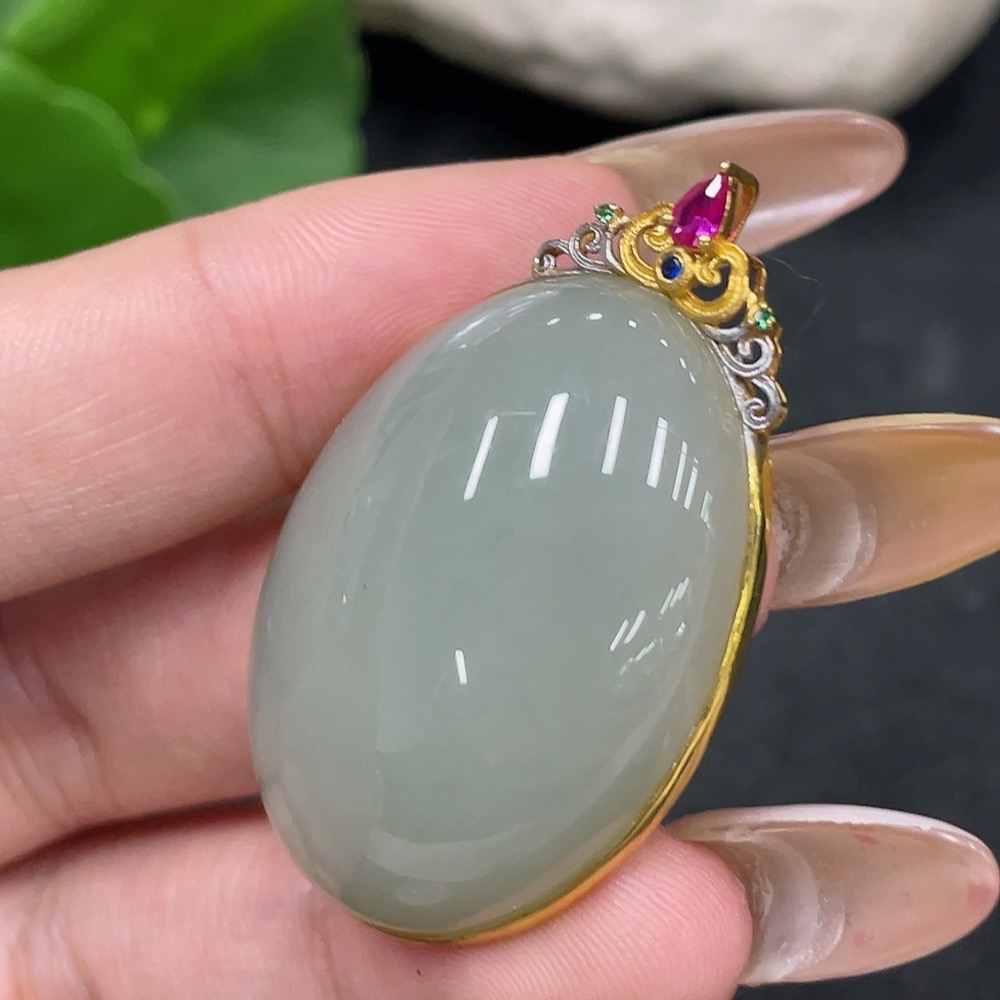 H32823477 Hetian Jade Inlaid Pendant 18k Gold Total Weight Approx.14.4g