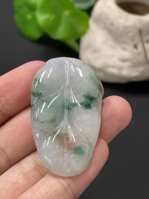 F34077642 Jadeite Leaf Pendant Total Weight Approx. 9.87g