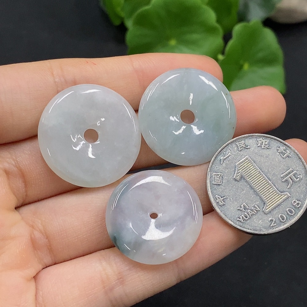 F30498247 Jadeite Peace Buckle Sell as a Lot