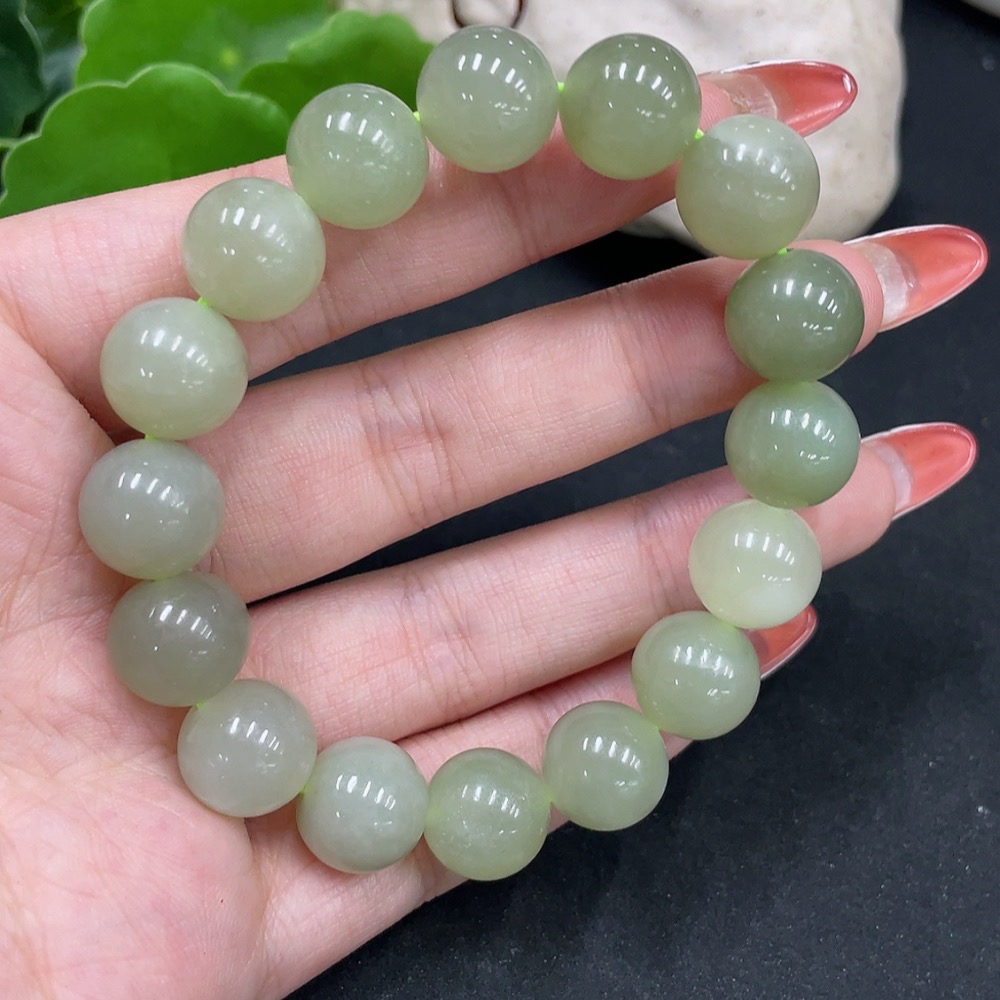 H34063338 Hetian Jade Bracelet approx. 11.7mm Total Weight approx. 43.1g