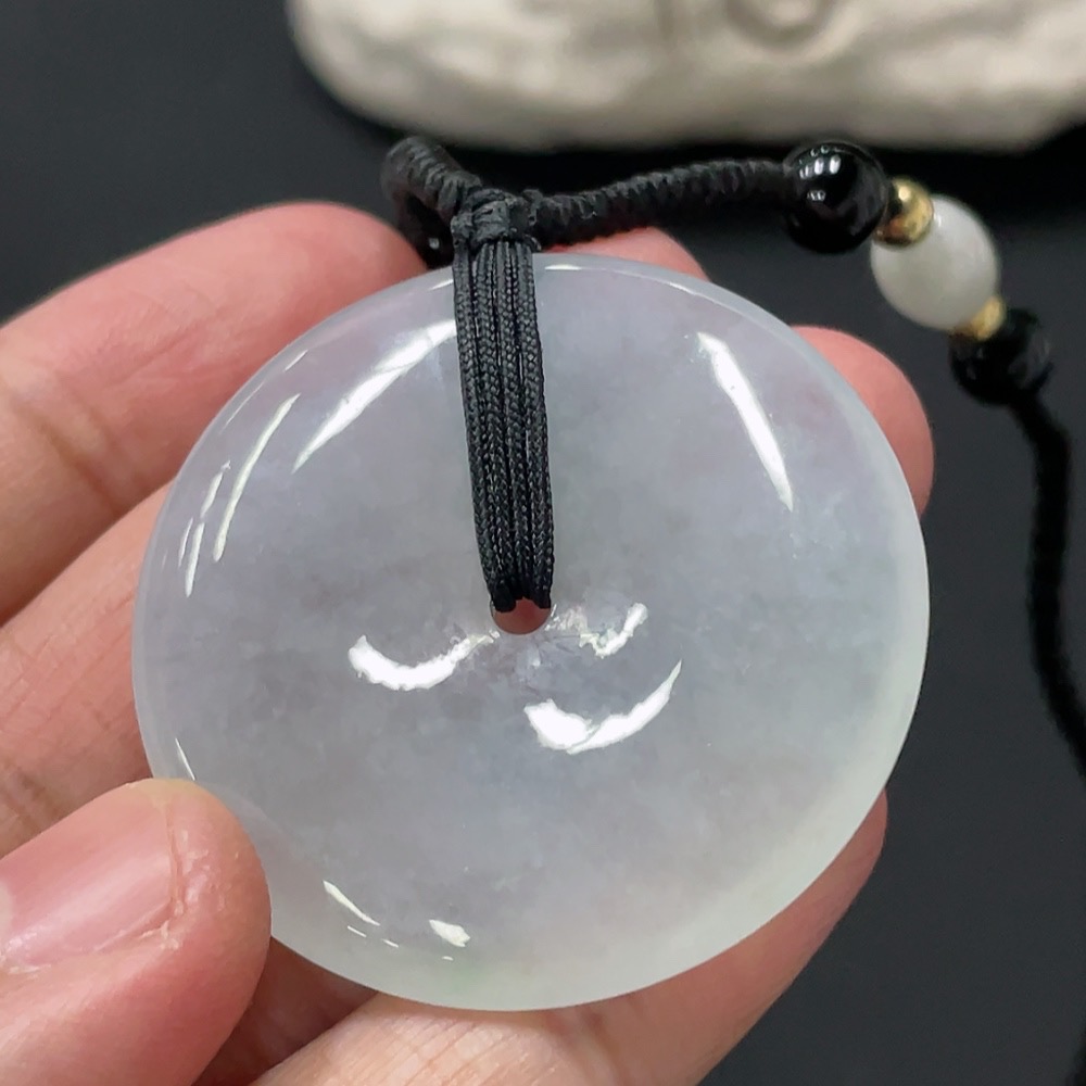 F28284265 Jadeite Peace Pendant with Non-A Grade Beads, Total Weight Approx. 19.78g