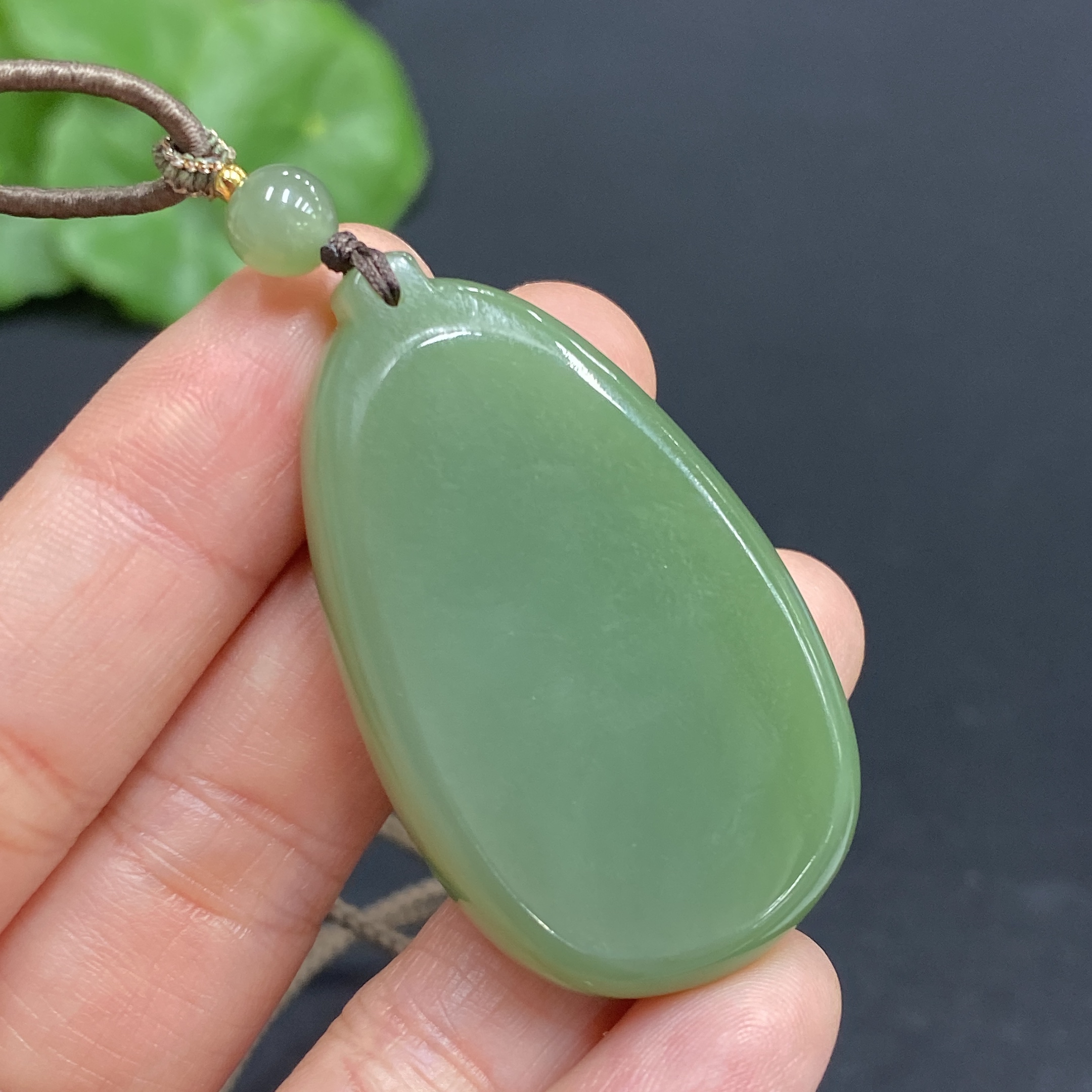 H28281210 Hetian Jade Plain Pendant
