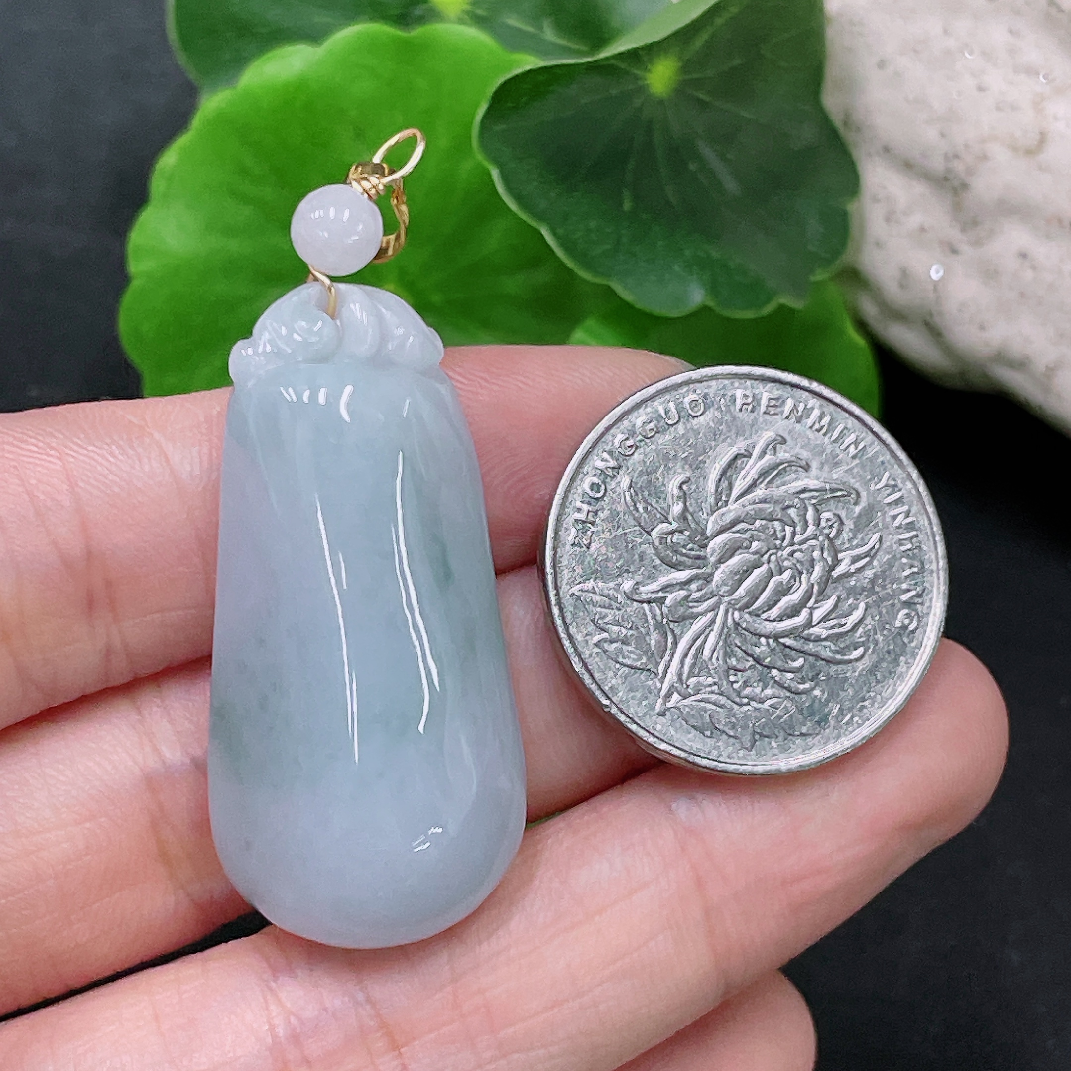F33894142 Jadeite Auspicious Melon Pendant Total Weight Approx. 14.2g (Non-Gold Inlaid)