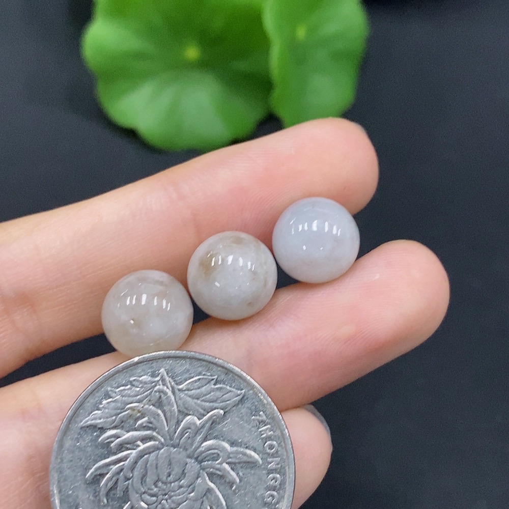 F28254675 Jadeite Beads Sell as a Lot