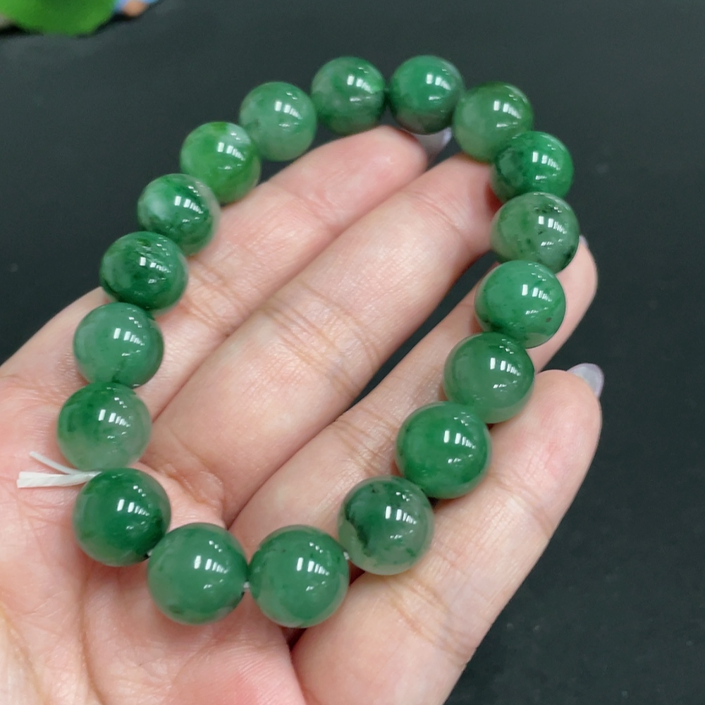 H33847479 African Emerald (Dulong Jade)