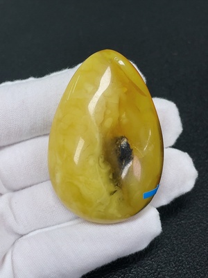 C43161142 琥珀蜜蜡饰品  局部可见修补  货品总重约16.27克