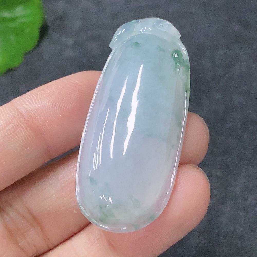 F32799679 Jadeite Pendant Fu Gua, total weight approx. 11.73g