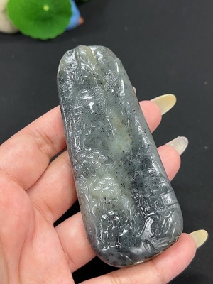H42980138 和田玉挂件 山水 货品总重约105.8g 皮色成因未定