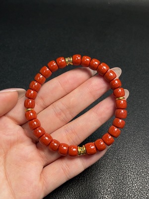 C33920912 South Red Agate Bracelet Non-Gold Visible Organic Matter Total Weight About 18.37g Size Approx. 7.3mm