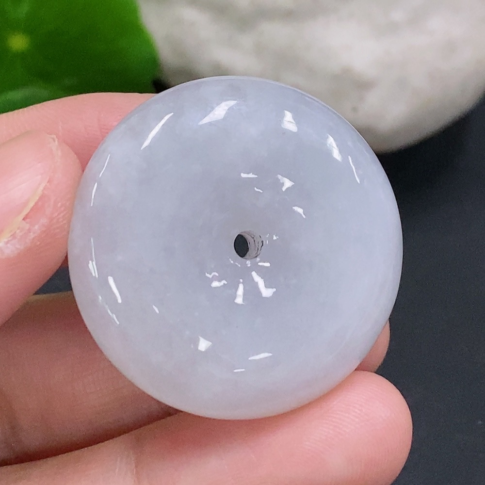 F33883159 Jadeite Peace Knot Pendant, Total Weight Approx. 19.19g