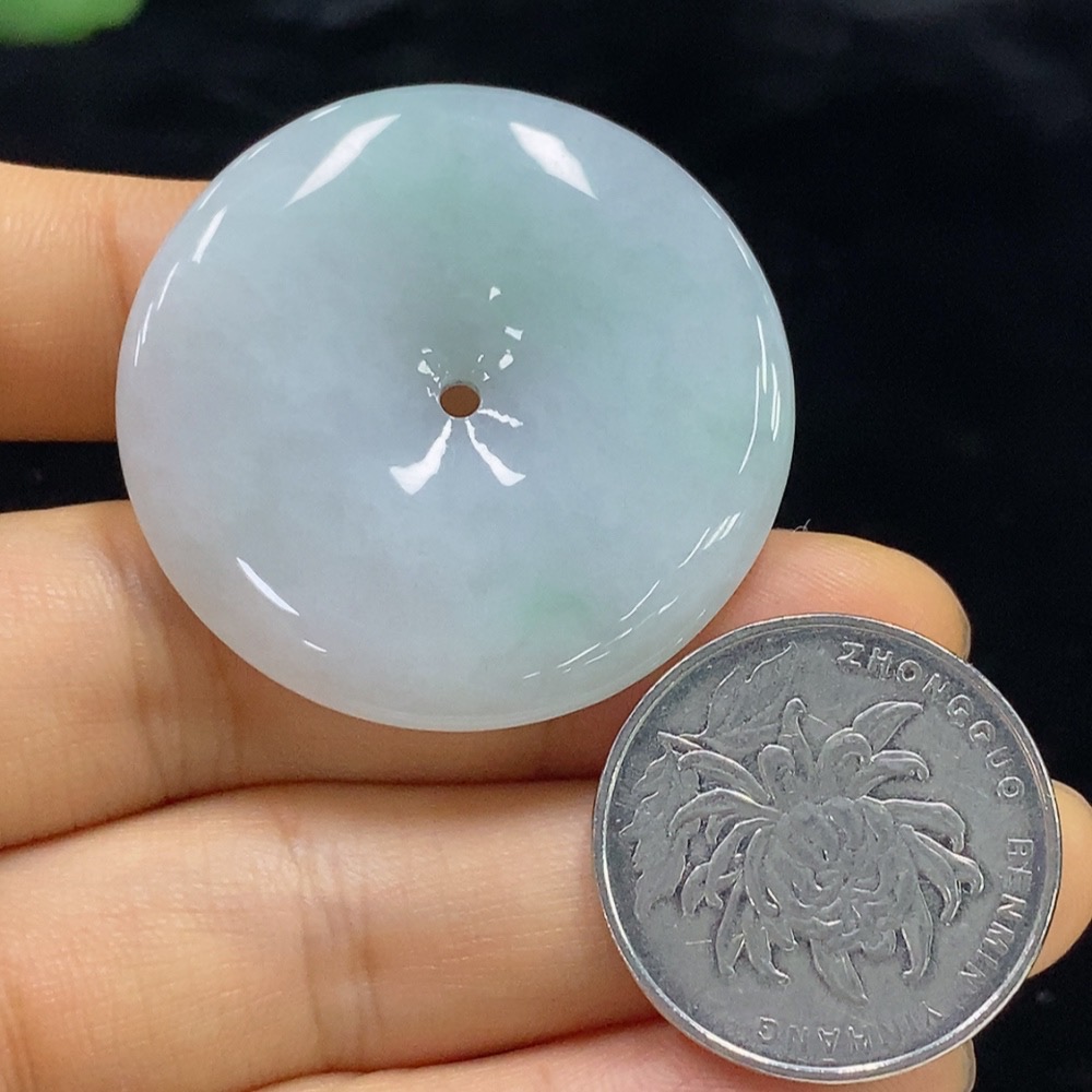 F34948862 Jadeite Peace Knot Pendant Total Weight Approx. 18.19g