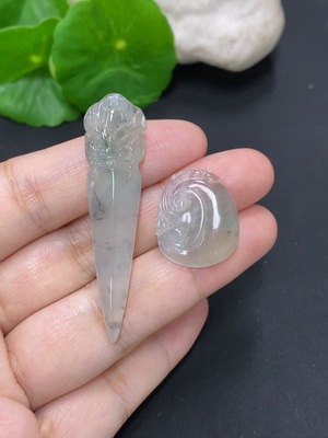 F46526167 翡翠挂件一手走