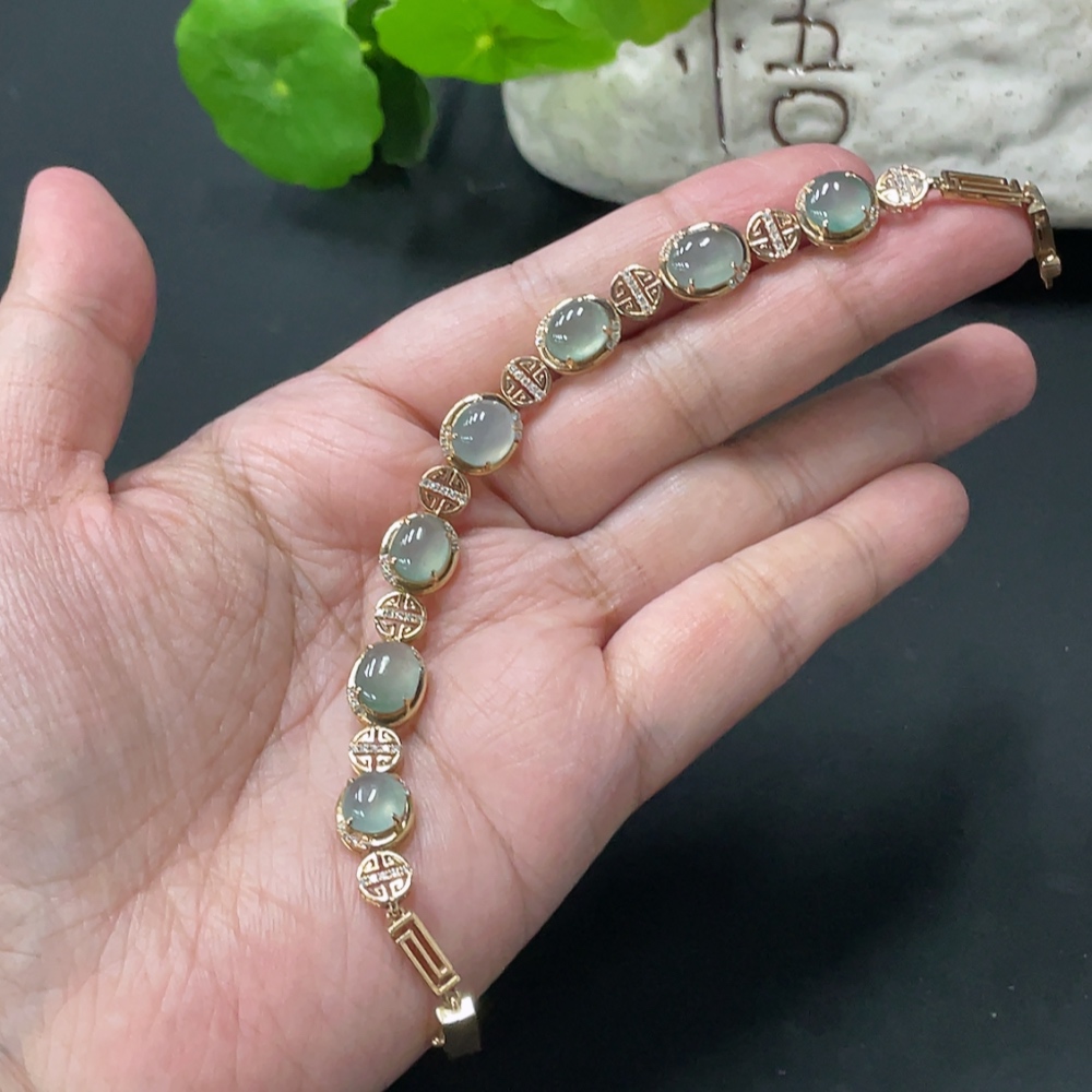 F35172266 Jadeite Cabochon Inlaid Bracelet, 18K Gold with Diamond Accents, Total Weight Approx. 11.6g