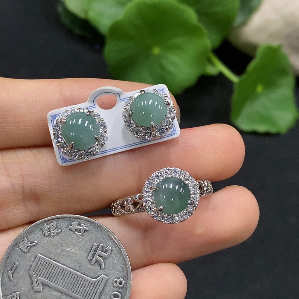 F30548659 Jadeite cabochon inlaid earrings / adjustable ring non-gold inlaid