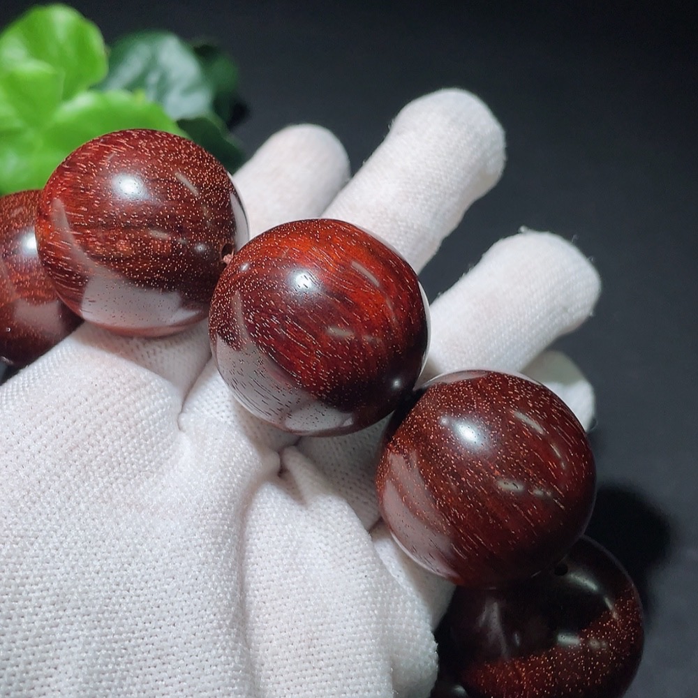 W31680558 Rosewood Bracelet, total weight approx. 146.5g, size approx. 29.5mm