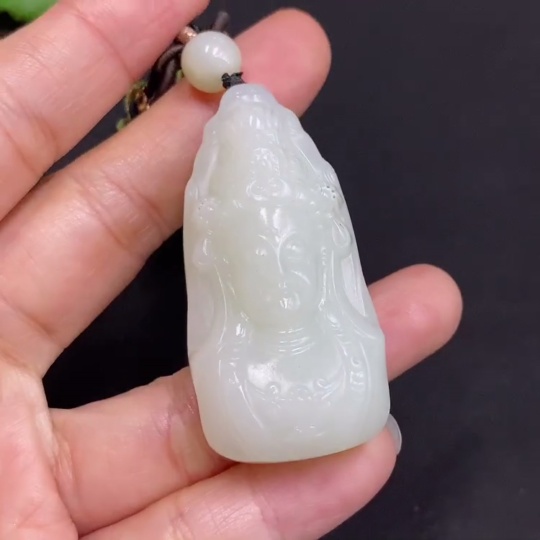 H34970984 Hetian Jade Pendant Guanyin