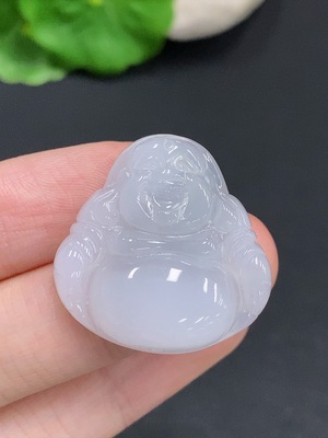 F31688252 Jadeite Buddha Pendant with a total weight of approximately 7.4 grams